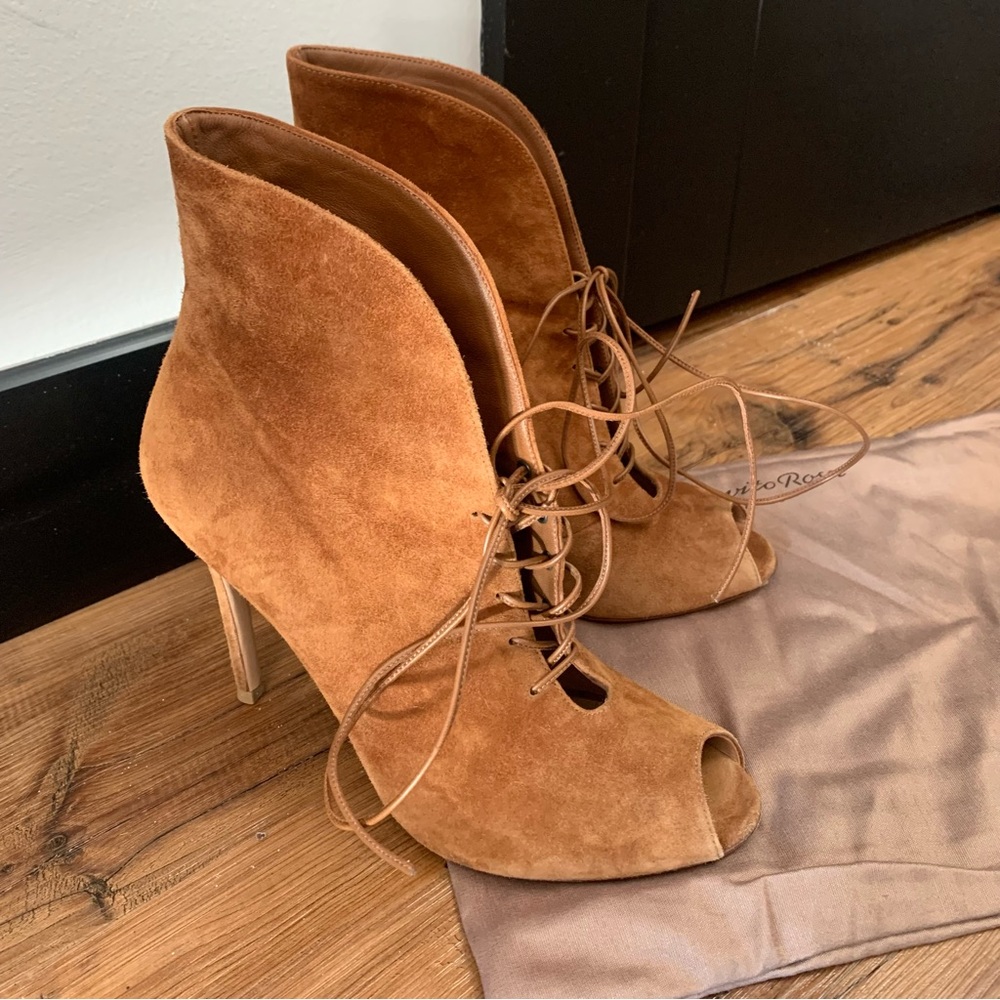 Gianvito Rossi Jane Lace Up Booties